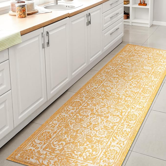 JONATHAN Y Weave Floral Indoor Outdoor Runner Rug 2X8 Yellow/Cream, Tela by JONATHANY
