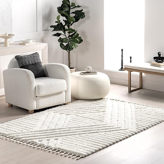 nuLOOM Risette Geometric Shag Tassel Area Rug by nuLOOM