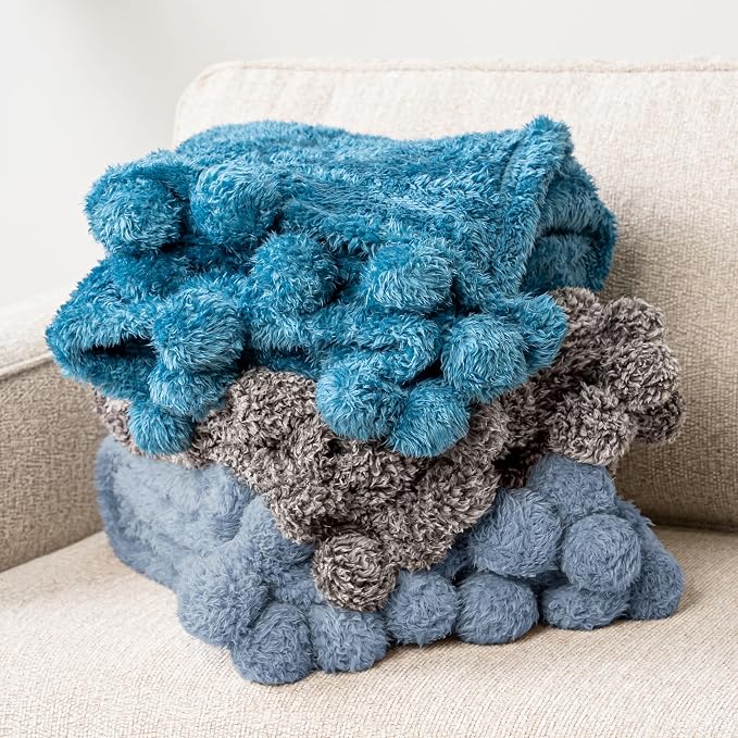 PAVILIA Blue Sherpa Throw Blanket - Image 6