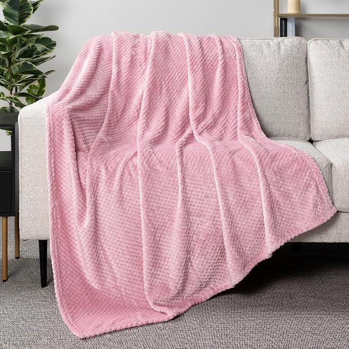 PAVILIA Light Pink Throw Blanket - Image 3