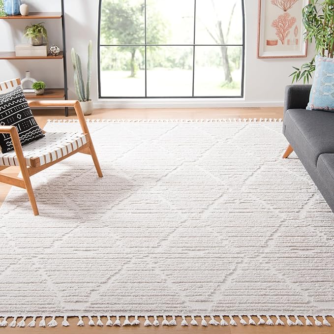 SAFAVIEH Area Rug 8x10 by SAFAVIEH