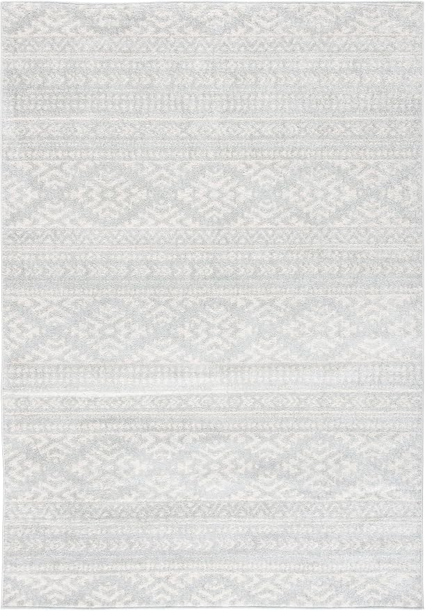 SAFAVIEH Area Rug 4x6 - Image 2