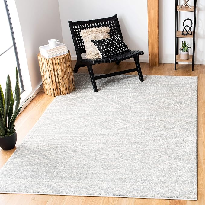 SAFAVIEH Area Rug 3x5 by SAFAVIEH