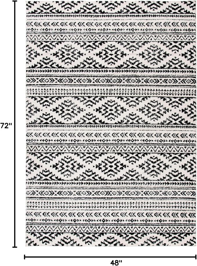 SAFAVIEH Area Rug 4x6 - Image 3