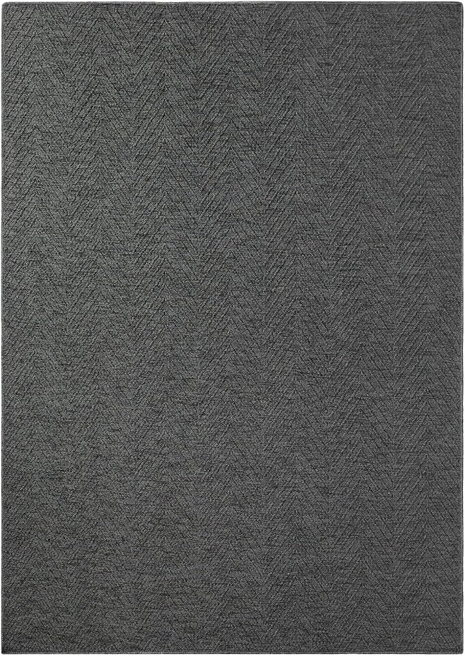 TOWN & COUNTRY BASICS Pax Herringbone Textured Solid Everwash® Washable Area Rug by TOWN+%26+COUNTRY+BASICS