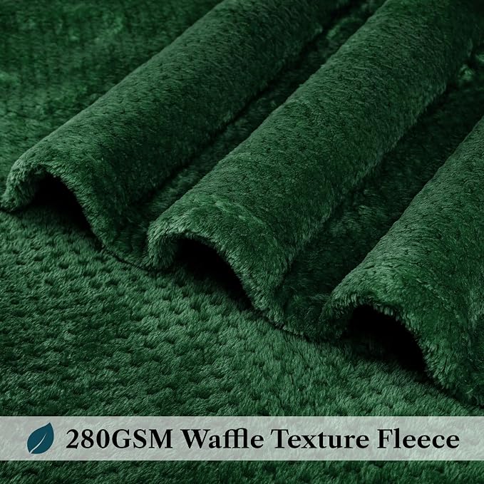 PAVILIA Emerald Green Throw Blanket - Image 4