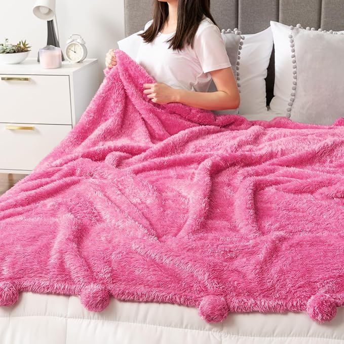 PAVILIA Pink Sherpa Throw Blanket - Image 3