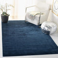 SAFAVIEH Area Rug 4x6 by SAFAVIEH