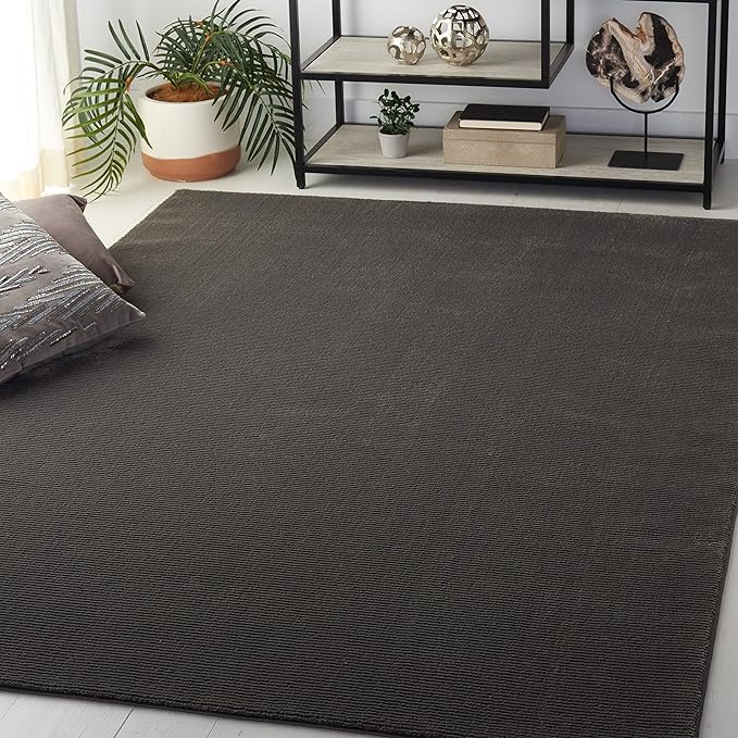 SAFAVIEH Revive Collection Area Rug - Image 2