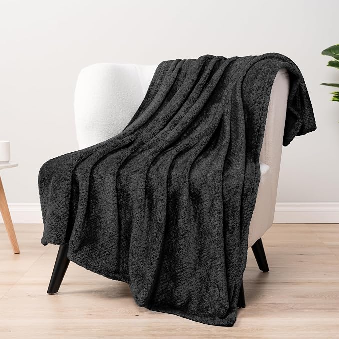 PAVILIA Black Throw Blanket for Couch Bed, Soft Fleece Throws for Sofa Chair - Image 3