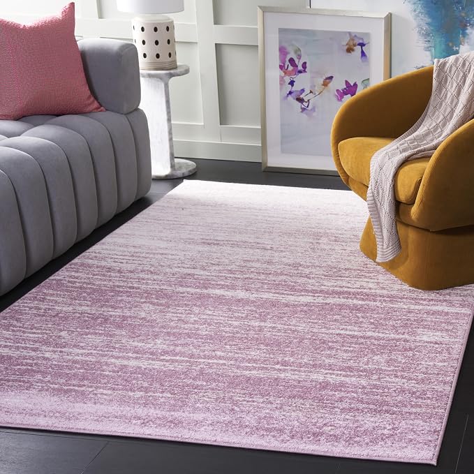 SAFAVIEH Area Rug 4x6 by SAFAVIEH
