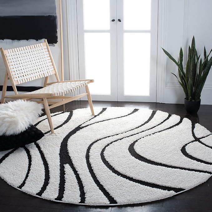 SAFAVIEH Florida Shag Collection Area Rug by SAFAVIEH