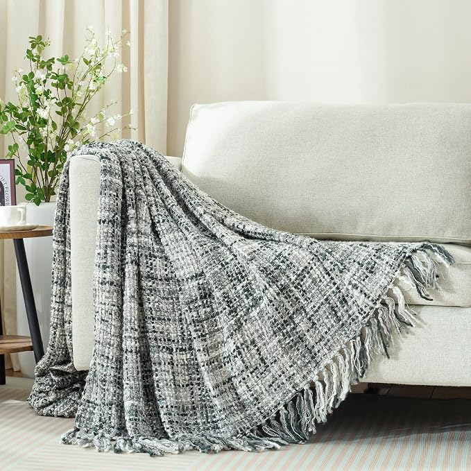 Multi-Color Grey Cable Knitted Throw Blanket - Image 8
