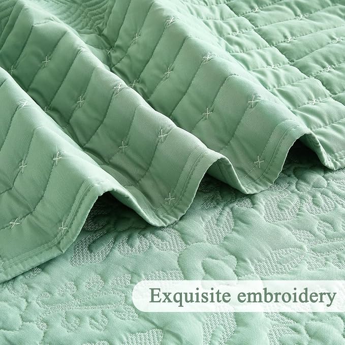 EVENHUG Floral Embroidered Quilt Set Queen Size 3 Piece Bedding Set Reversible - Image 8
