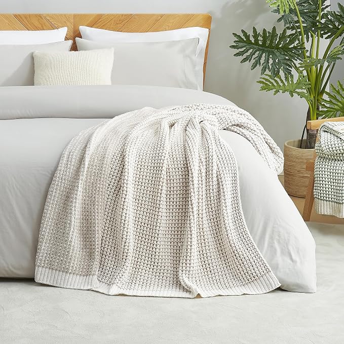 Amélie Home Waffle Chenille Throw Blanket - Image 7