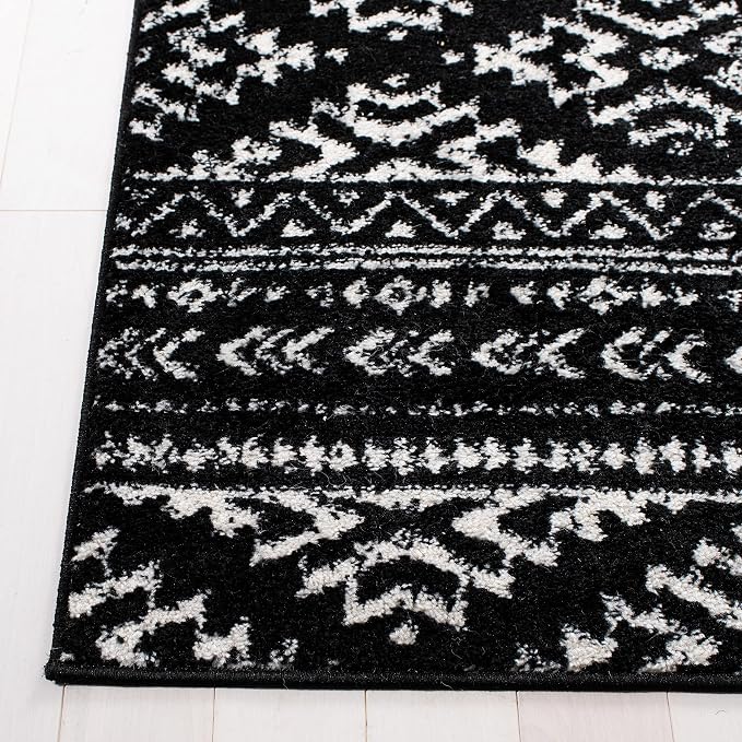 SAFAVIEH Tulum Collection Area Rug - Image 3