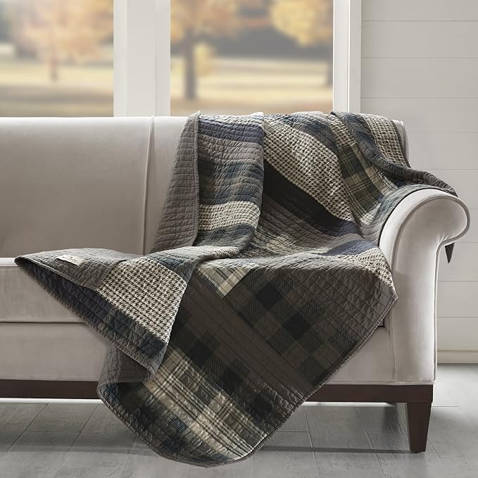 Woolrich Luxury Quilted Throw - Image 2