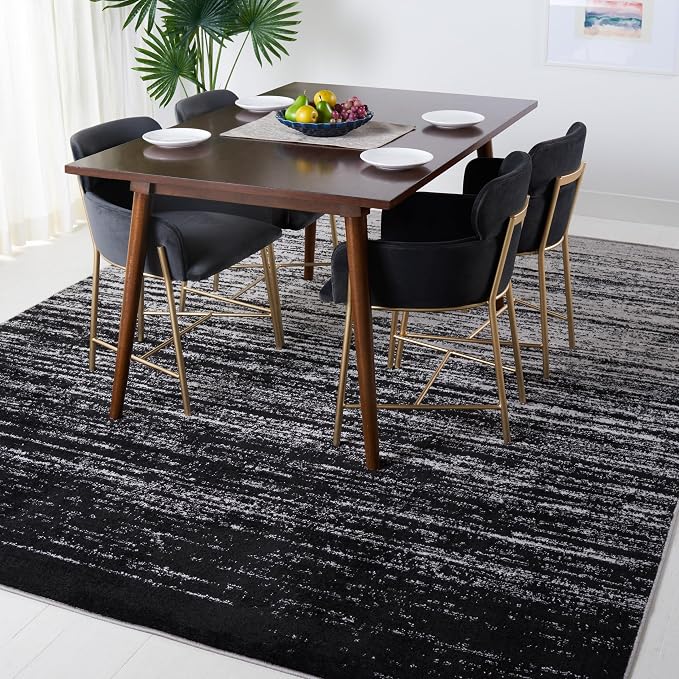 SAFAVIEH Area Rug 10x14 by SAFAVIEH