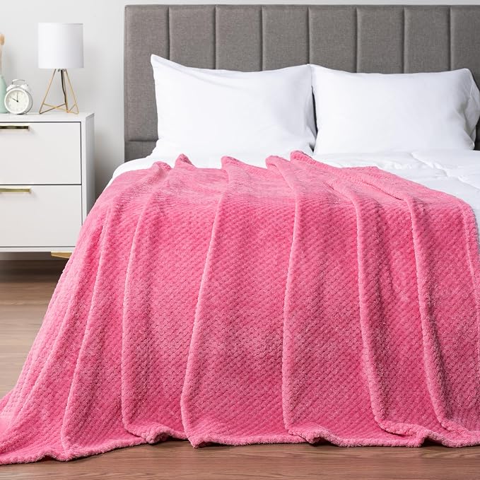 PAVILIA Hot Pink Throw Blanket for Couch Bed, Soft Fleece Throws for Sofa Chair - Image 5