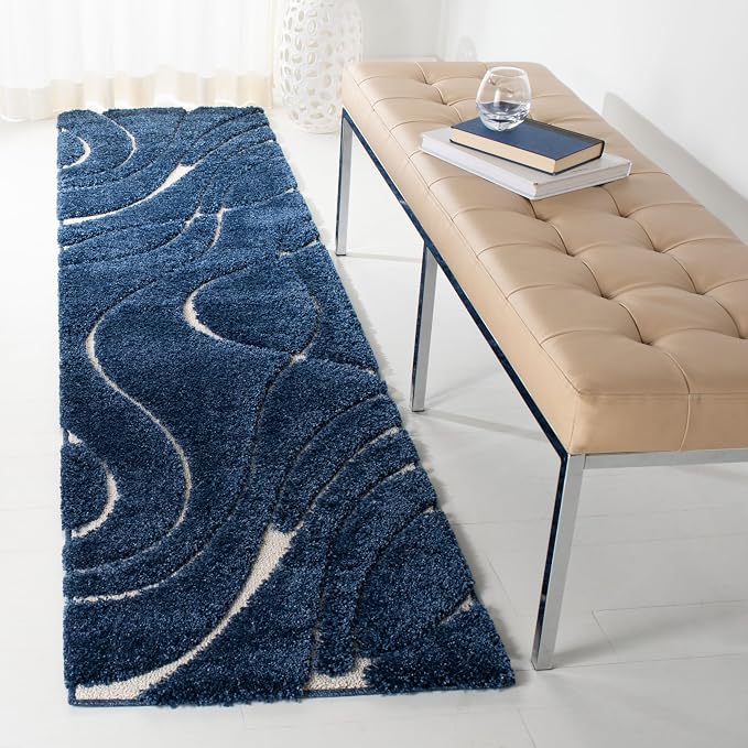 SAFAVIEH Florida Shag Collection Runner Rug by SAFAVIEH