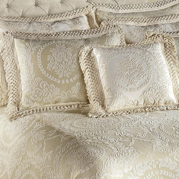Timeless Vintage Style Bedding | Neutral Sage and Ecru | Textured Matelasse - Image 3