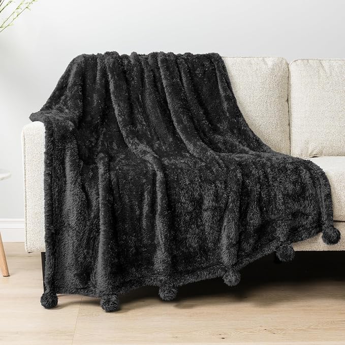 Pavilia Sherpa Throw Blanket - Image 2