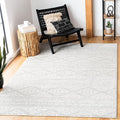 SAFAVIEH Area Rug 4x6 by SAFAVIEH