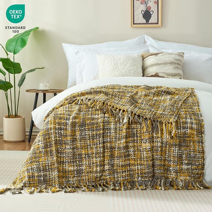 Multi-Color Gold Cable Knitted Throw Blanket - Image 2