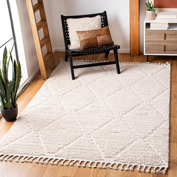 SAFAVIEH Marrakech Collection Area Rug by SAFAVIEH