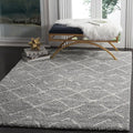SAFAVIEH Area Rug 4x6 by SAFAVIEH