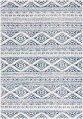 SAFAVIEH Area Rug 4x6 by SAFAVIEH