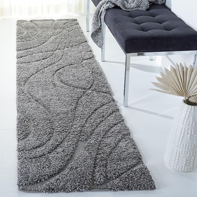 SAFAVIEH Florida Shag Collection Runner Rug by SAFAVIEH