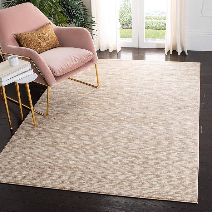 SAFAVIEH Area Rug 4x6 by SAFAVIEH