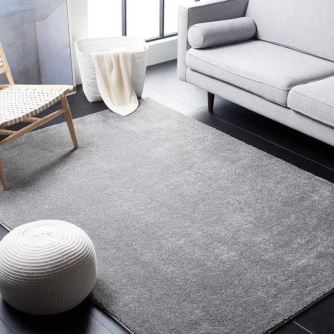 SAFAVIEH Plain and Solid Collection Accent Rug - Image 2