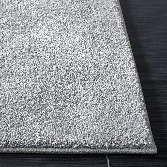 SAFAVIEH Plain and Solid Collection Area Rug - Image 4