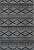 SAFAVIEH Tulum Collection Accent Rug by SAFAVIEH