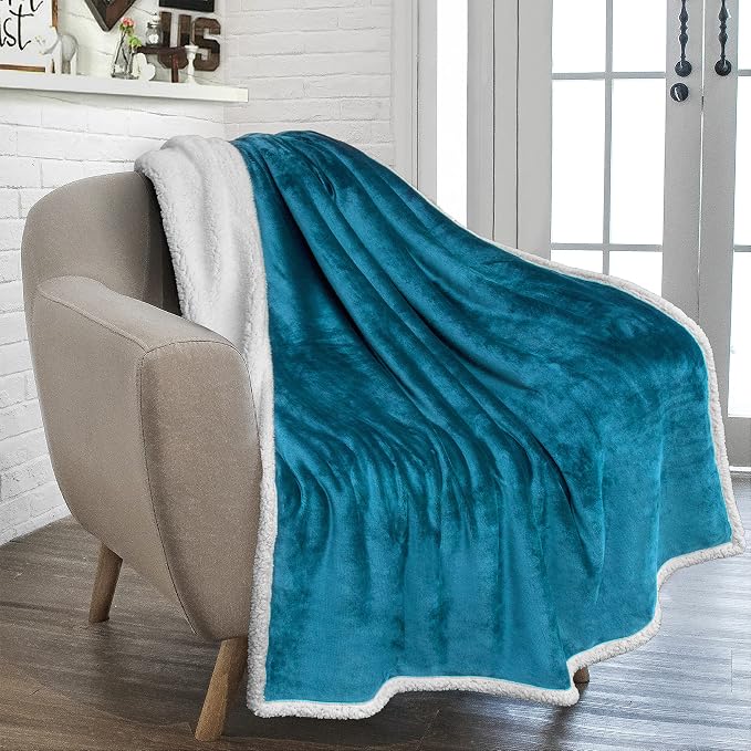 PAVILIA Sherpa Fleece Throw Blanket - Image 8