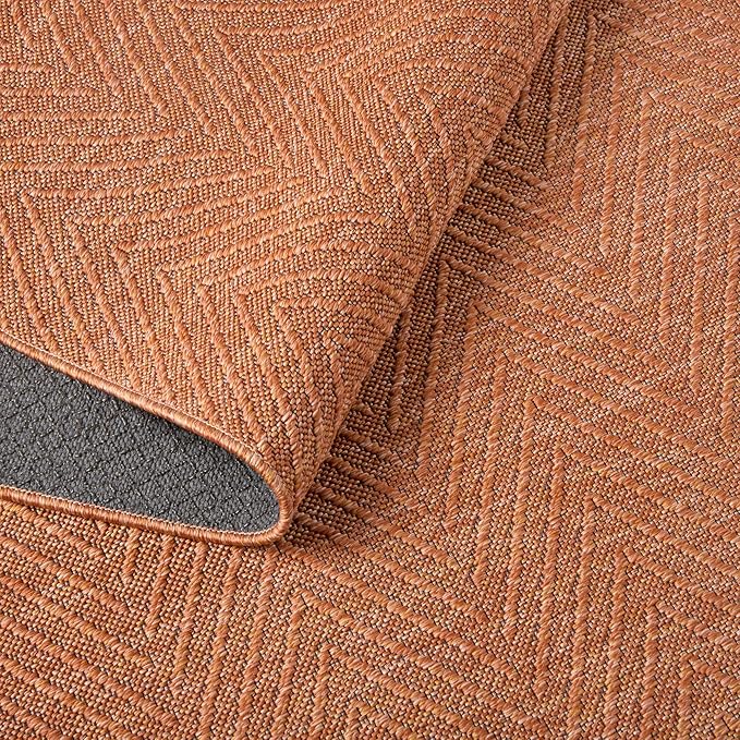 TOWN & COUNTRY BASICS Pax Herringbone Textured Solid Everwash® Washable Area Rug - Image 3