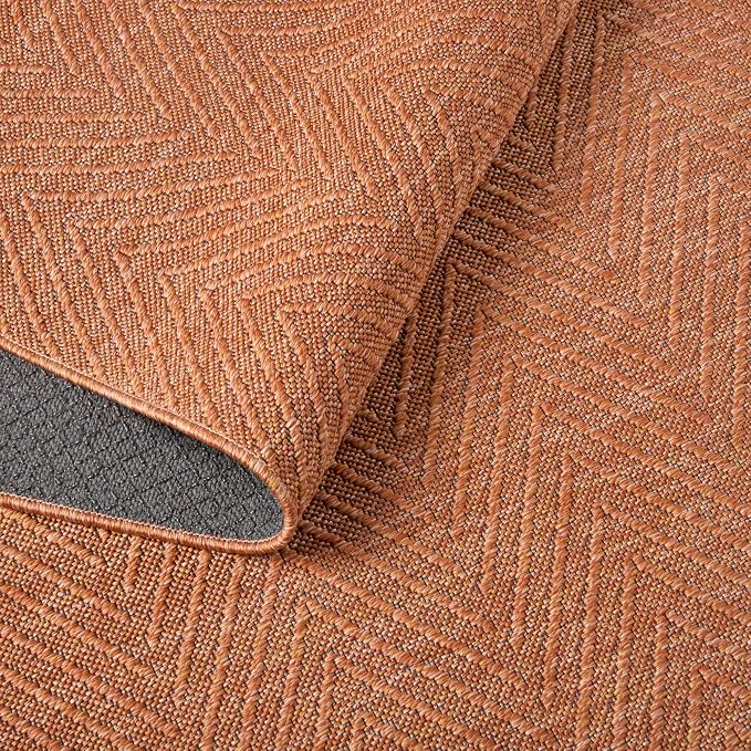TOWN & COUNTRY BASICS Pax Herringbone Textured Solid Everwash® Washable Area Rug - Image 3