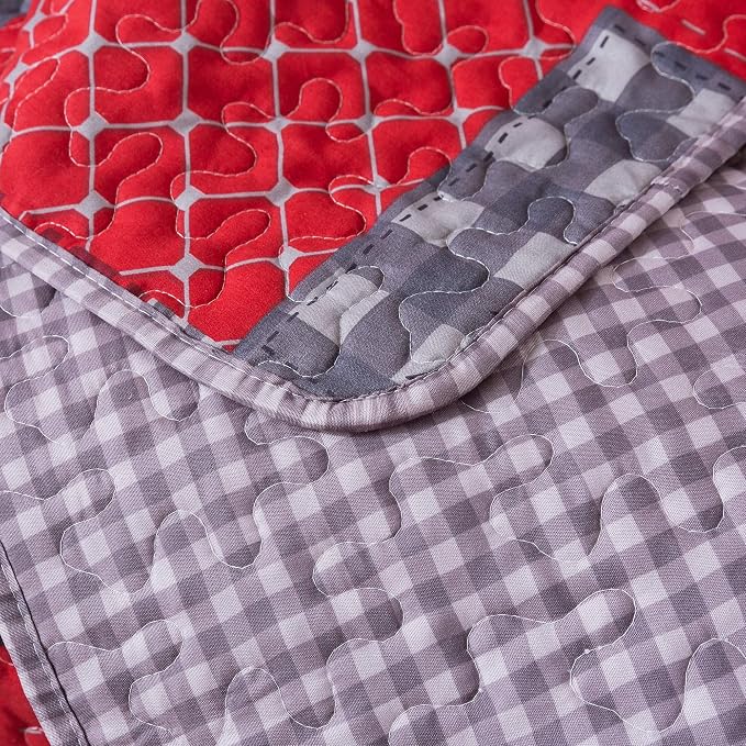 Soul & Lane Cabin Charm 50"x60" Quilted Throw: Plaid Quilted Blanket, Outdoor - Image 5