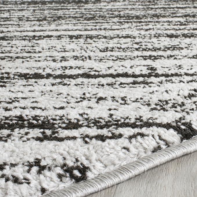 SAFAVIEH Adirondack Collection Area Rug - Image 6