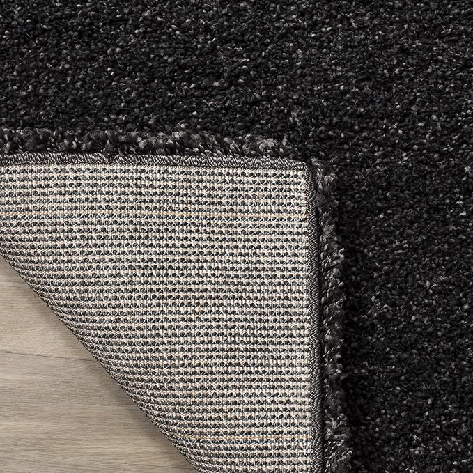 SAFAVIEH Milan Shag Collection Accent Rug - Image 4