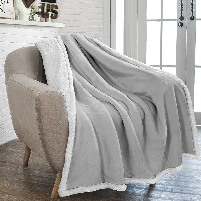 PAVILIA Sherpa Fleece Throw Blanket - Image 6