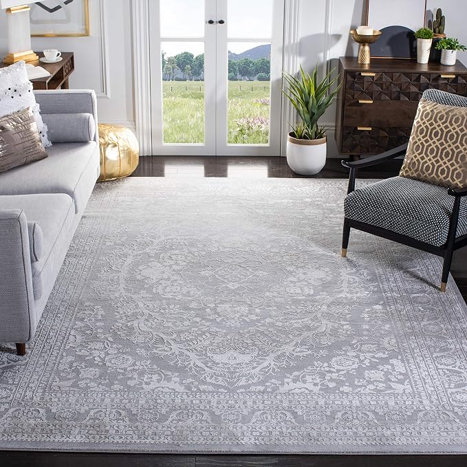 SAFAVIEH Reflection Collection Area Rug by SAFAVIEH